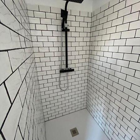 Duplex Proche Gare Vue Tour Perret Avec Parking Gratuit Apartment Amiens Ngoại thất bức ảnh